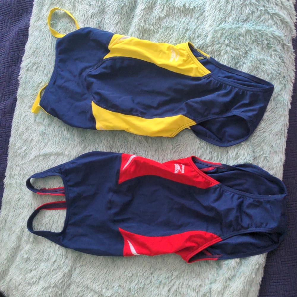 Bundle of two Speedo Endurance + Fabric swimsuits size 8